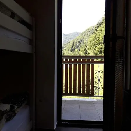 Simnovi Apartmaji * 라제비투히뉴